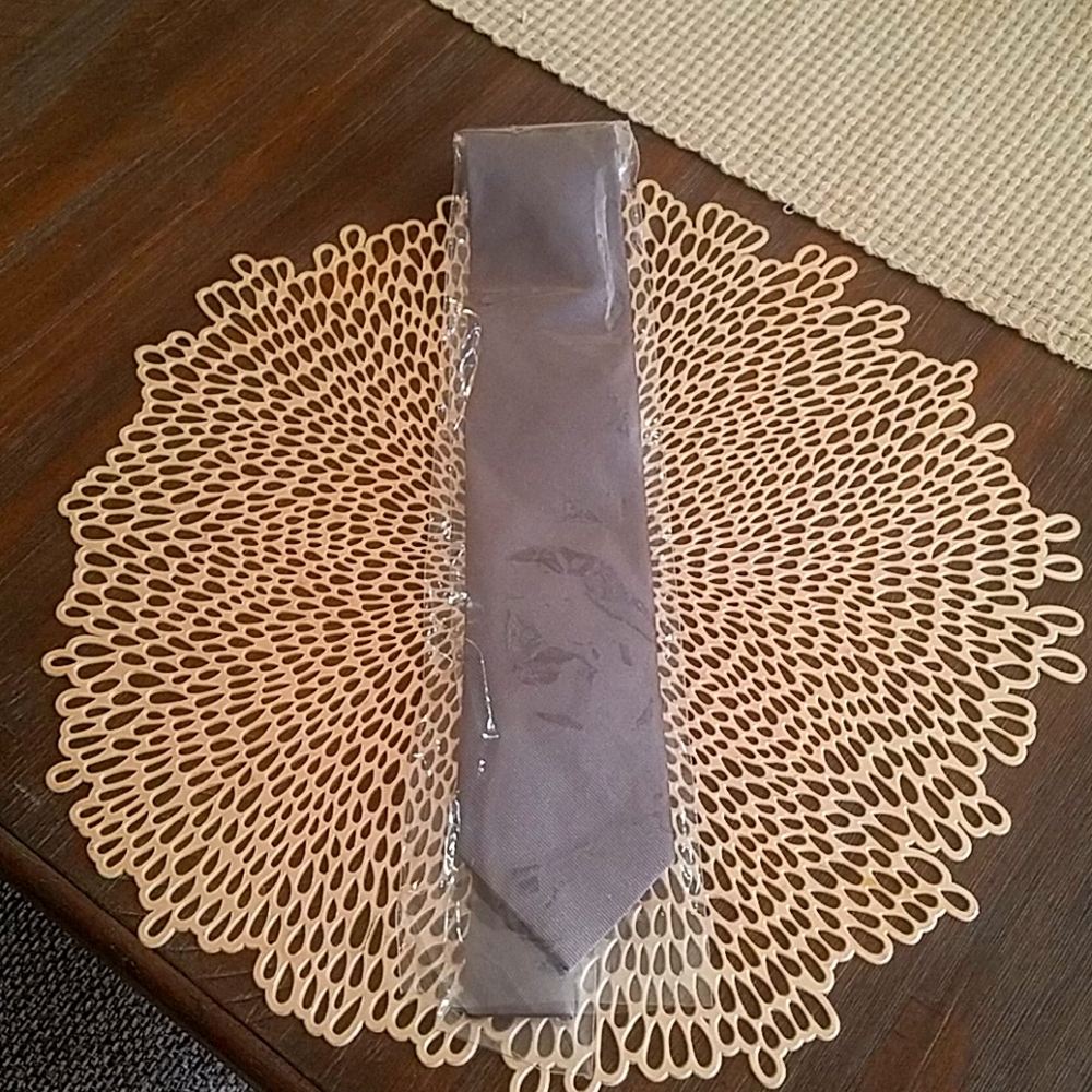 Grey Tie